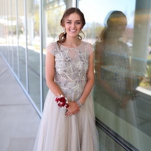 Meet your Posher, Mckenzie